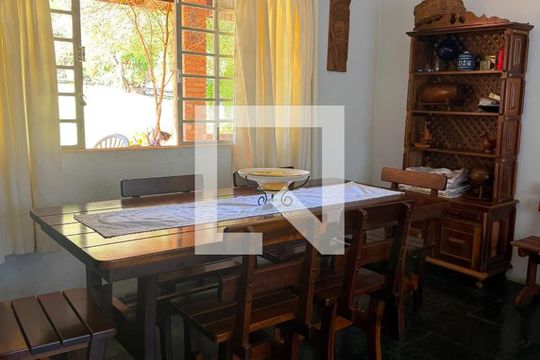 Sala de casa à venda com 4 quartos, 2500m² em Chácaras São Bento, Valinhos