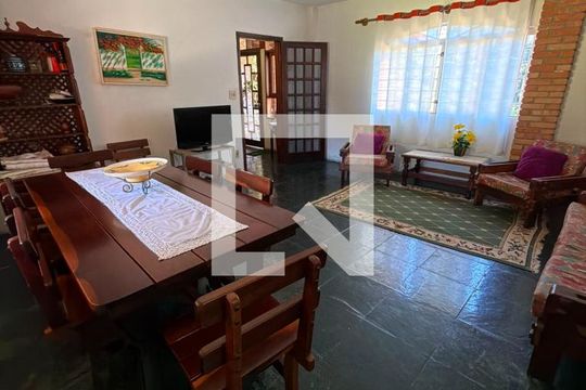 Sala de casa à venda com 4 quartos, 2500m² em Chácaras São Bento, Valinhos