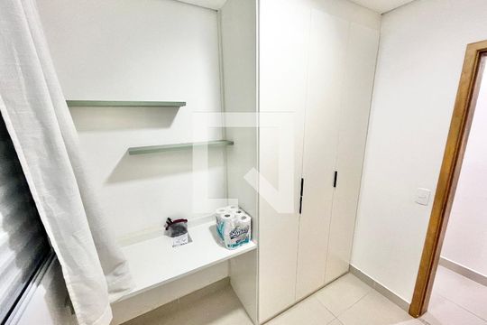 Quarto 1 de apartamento para alugar com 2 quartos, 40m² em Santana, São Paulo