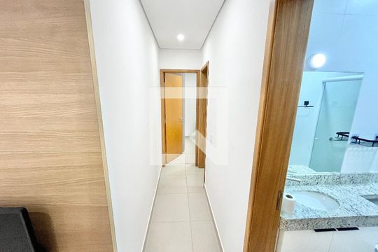 Corredor de apartamento para alugar com 2 quartos, 40m² em Santana, São Paulo
