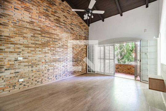 Quarto 1 de casa para alugar com 4 quartos, 277m² em Centro, Gravataí