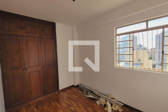 Quarto de apartamento para alugar com 3 quartos, 76m² em Jardim America, Belo Horizonte