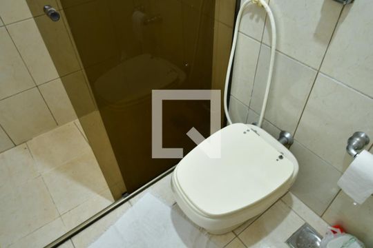 Banheiro de casa à venda com 3 quartos, 284m² em Parque Taquaral, Campinas