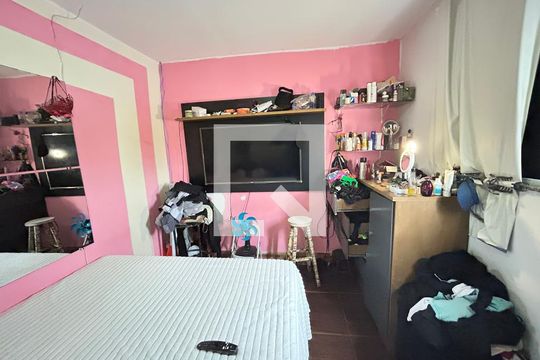 Quarto 1 de apartamento para alugar com 3 quartos, 55m² em Bento Ribeiro, Rio de Janeiro