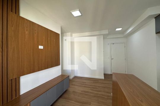Sala de apartamento para alugar com 2 quartos, 50m² em Jardim Esperanca, Barueri