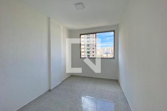 Apartamento para alugar com 2 quartos, 64m² em Todos Os Santos, Rio de Janeiro