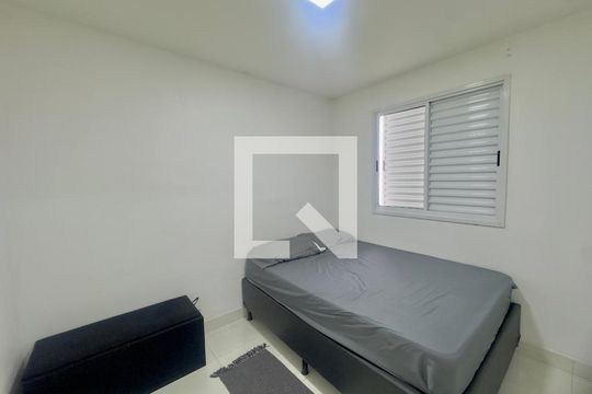 Quarto 1 de apartamento para alugar com 2 quartos, 45m² em Jardim Gracinda, Guarulhos