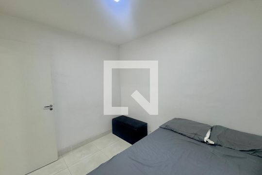 Quarto 1 de apartamento para alugar com 2 quartos, 45m² em Jardim Gracinda, Guarulhos