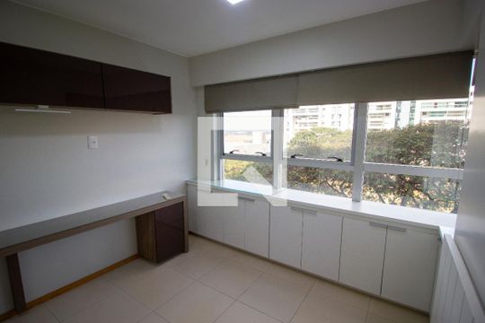 Apartamento para alugar com 2 quartos, 75m² em Park Sul, Brasília