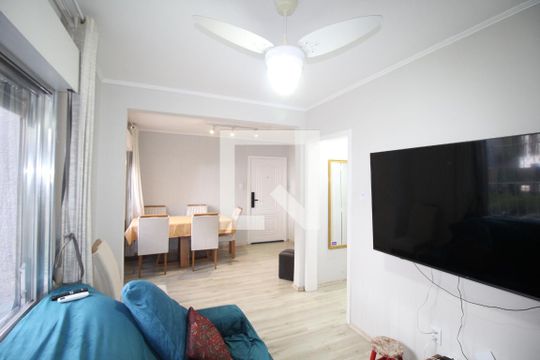 Sala de apartamento para alugar com 2 quartos, 44m² em Vila Ipiranga, Porto Alegre