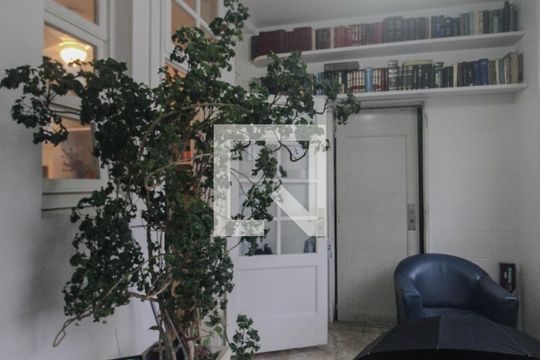 Cozinha/Area de serviço de apartamento para alugar com 3 quartos, 230m² em Centro Histórico, Porto Alegre