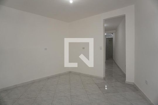Quarto de casa para alugar com 2 quartos, 50m² em Jardim Colegio, Embu das Artes
