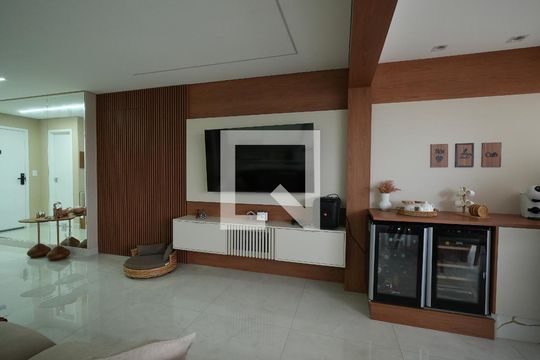 Sala de apartamento à venda com 3 quartos, 125m² em Vila Santa Teresa, Santo André