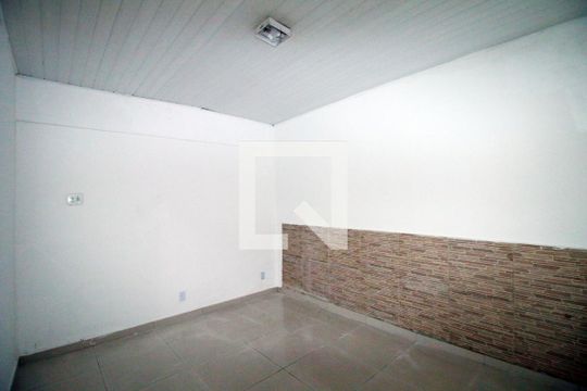 Casa para alugar com 1 quarto, 74m² em Jardim América, Rio de Janeiro
