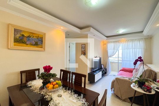 Apartamento à venda com 2 quartos, 54m² em Conjunto Residencial Pombeva, São Bernardo do Campo