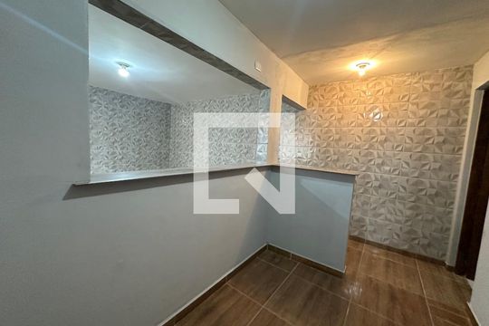 Sala/Cozinha de casa para alugar com 2 quartos, 70m² em Jardim Iracema, Barueri