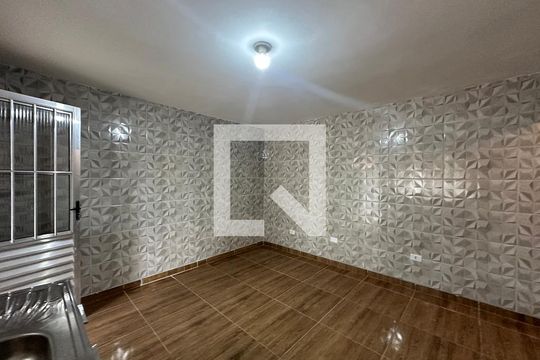 Sala/Cozinha de casa para alugar com 2 quartos, 70m² em Jardim Iracema, Barueri