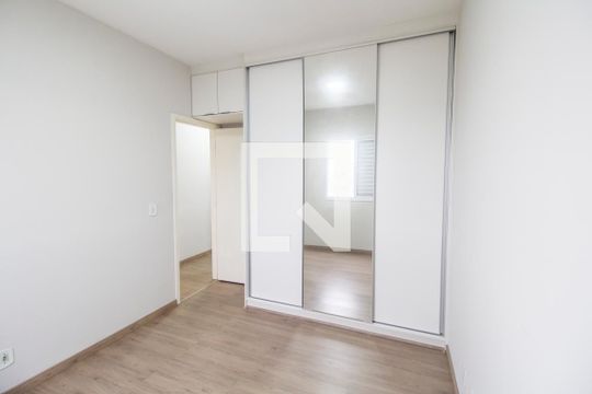 Suíte de apartamento à venda com 2 quartos, 69m² em Vila Iracema, Barueri