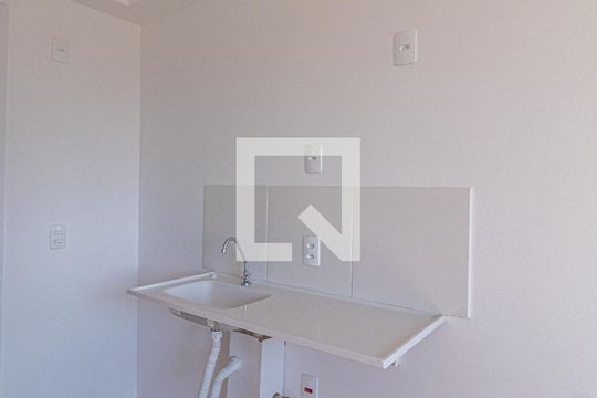 Apartamento para alugar com 1 quarto, 17m² em Itaquera, São Paulo