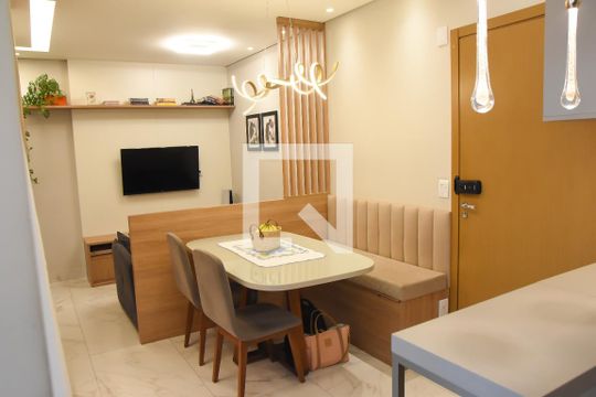Apartamento à venda com 2 quartos, 53m² em Jardim do Lago, Jundiaí