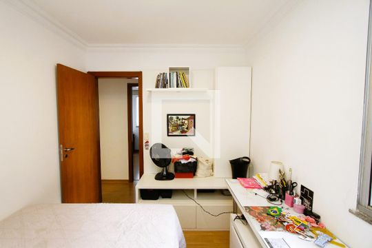 Quarto 1 de apartamento à venda com 3 quartos, 85m² em Buritis, Belo Horizonte