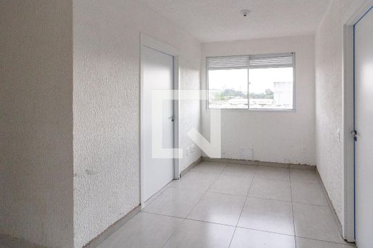 Apartamento para alugar com 2 quartos, 34m² em Parque Novo Mundo, São Paulo