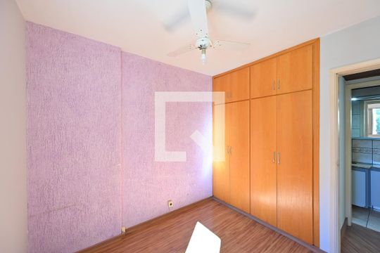 Quarto 1 de apartamento para alugar com 2 quartos, 65m² em Parque Imperial, São Paulo