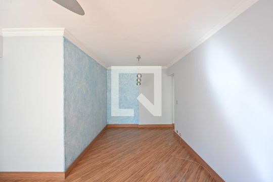 Sala de apartamento para alugar com 2 quartos, 65m² em Parque Imperial, São Paulo