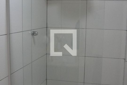 Banheiro de apartamento à venda com 2 quartos, 120m² em Sampaio, Rio de Janeiro