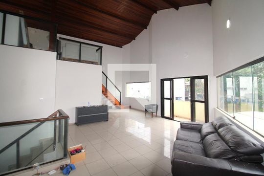Sala de casa para alugar com 3 quartos, 330m² em Lauzane Paulista, São Paulo