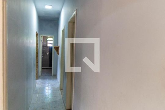 Corredor de casa à venda com 2 quartos, 143m² em Barreto, Niterói