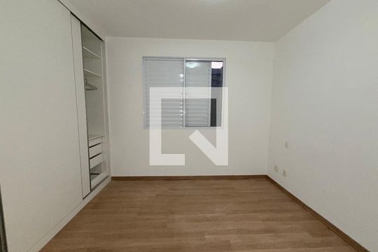 Quarto de apartamento à venda com 3 quartos, 157m² em Cidade Nova, Belo Horizonte