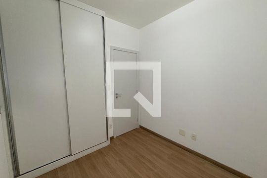 Quarto de apartamento à venda com 3 quartos, 157m² em Cidade Nova, Belo Horizonte