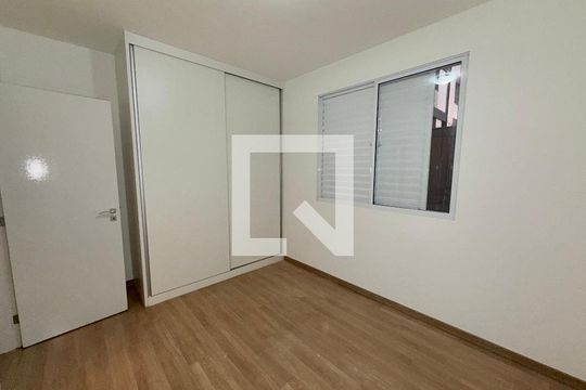 Quarto de apartamento à venda com 3 quartos, 157m² em Cidade Nova, Belo Horizonte