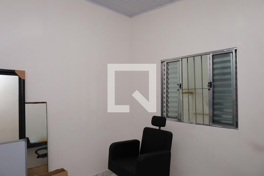 Quarto de casa para alugar com 1 quarto, 30m² em Cidade Tiradentes, São Paulo