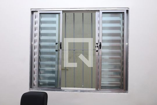 Quarto de casa para alugar com 1 quarto, 30m² em Cidade Tiradentes, São Paulo