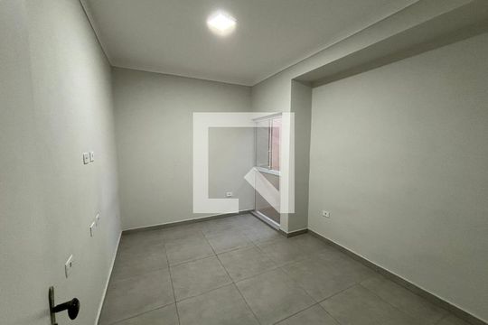 Quarto 2 de casa para alugar com 3 quartos, 570m² em Vila Engenho Novo, Barueri
