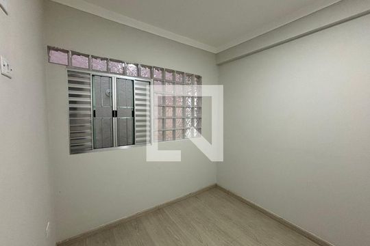 Quarto 1 de casa para alugar com 3 quartos, 570m² em Vila Engenho Novo, Barueri