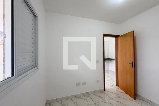 Quarto 1 de apartamento para alugar com 2 quartos, 60m² em São Domingos, São Paulo
