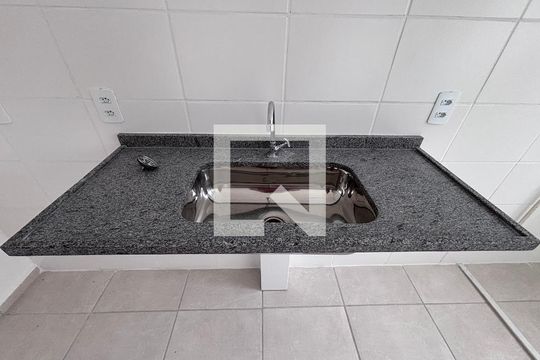 Cozinha de apartamento para alugar com 2 quartos, 55m² em Recreio dos Bandeirantes, Rio de Janeiro