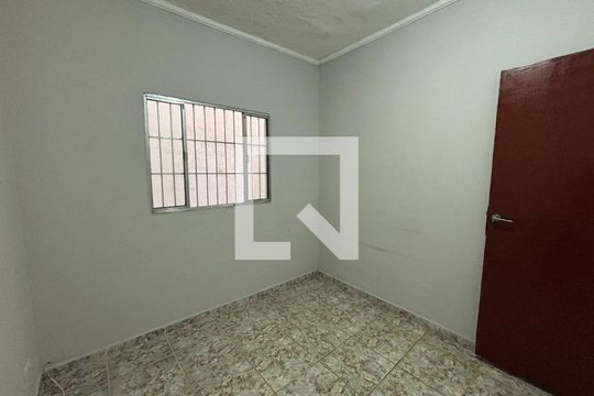 Quarto 1 de casa para alugar com 2 quartos, 80m² em Vila Engenho Novo, Barueri