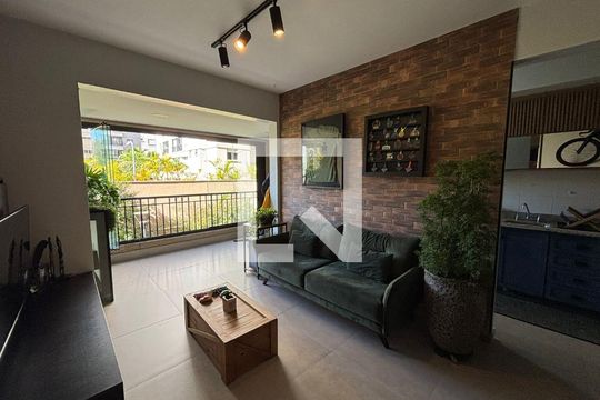 Sala de apartamento para alugar com 2 quartos, 83m² em Alphaville Empresarial, Barueri
