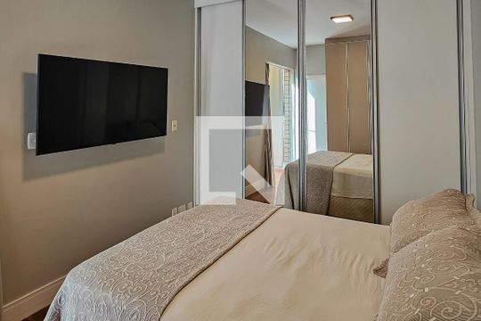 Apartamento à venda com 4 quartos, 210m² em Buritis, Belo Horizonte