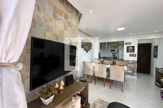 Sala de apartamento à venda com 2 quartos, 66m² em Jardim Barueri, Barueri