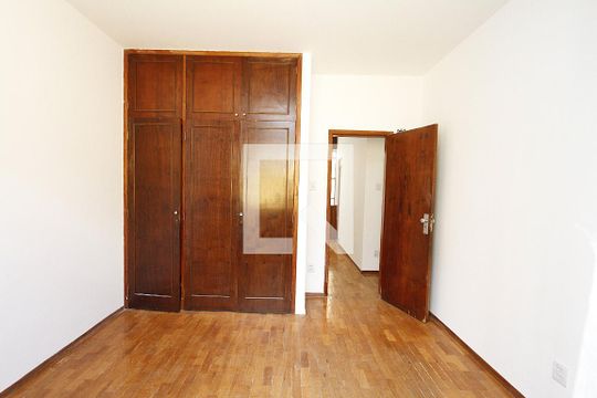Quarto 1 de apartamento para alugar com 3 quartos, 140m² em Gutierrez, Belo Horizonte