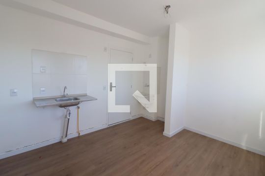 Sala/Cozinha de apartamento para alugar com 2 quartos, 36m² em Jaguaribe, Osasco