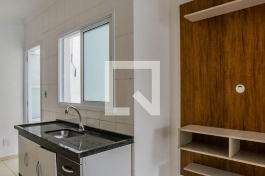 Sala/Cozinha de apartamento à venda com 2 quartos, 45m² em Jardim Alvorada, Santo André