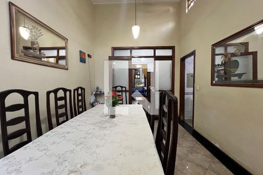 Sala 2 de casa à venda com 3 quartos, 210m² em Castelo, Belo Horizonte