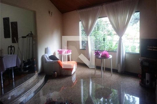 Casa à venda com 2 quartos, 150m² em Vila Albertina, São Paulo