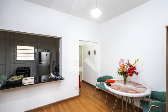 Apartamento à venda com 2 quartos, 50m² em Liberdade, São Paulo